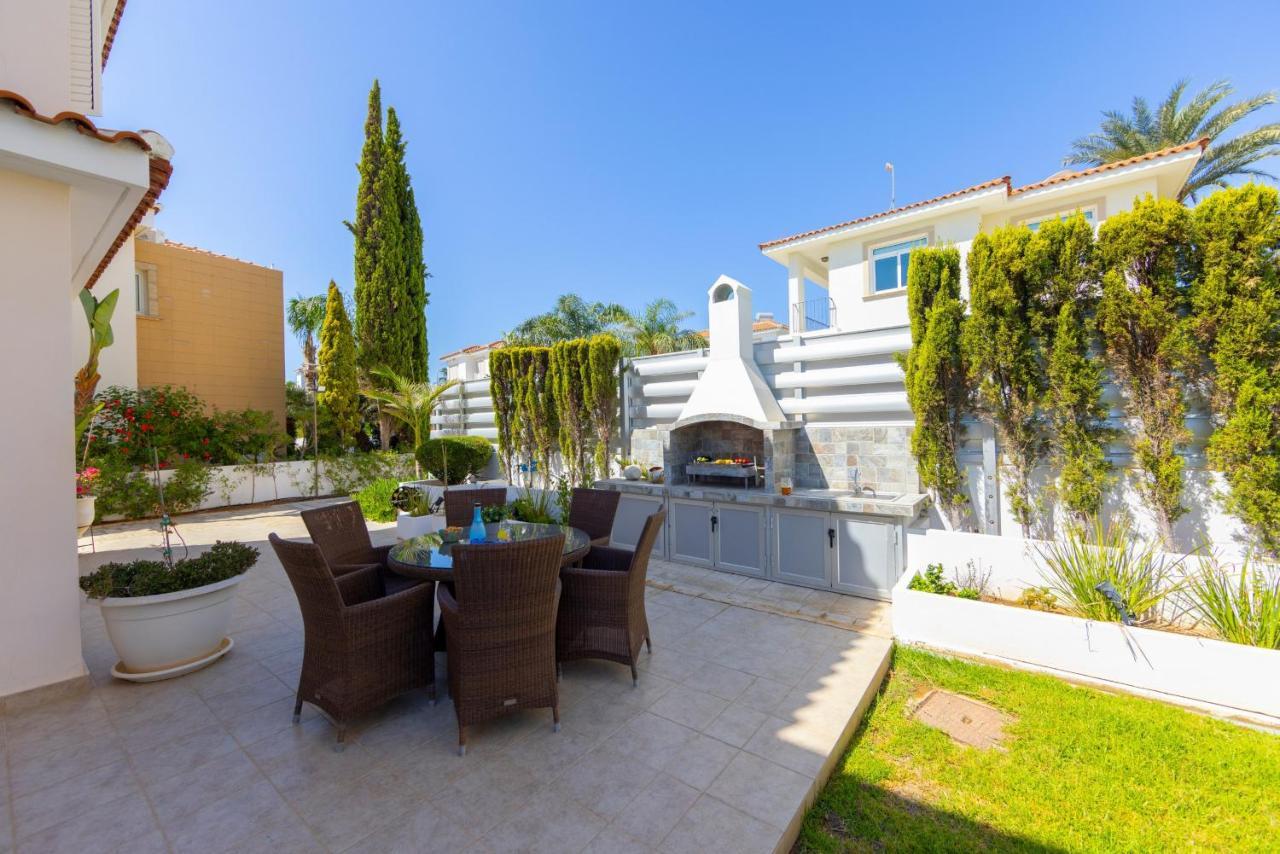 Protaras Sunrise Zen Seafront Villa מראה חיצוני תמונה